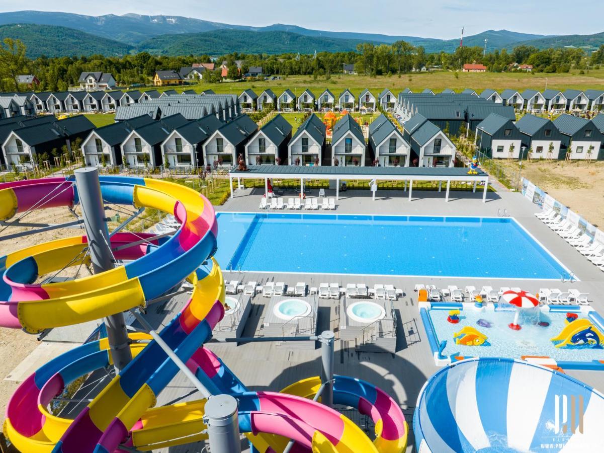 Holiday Park & Resort Cieplice Zdroj Jelenia Góra Exterior foto