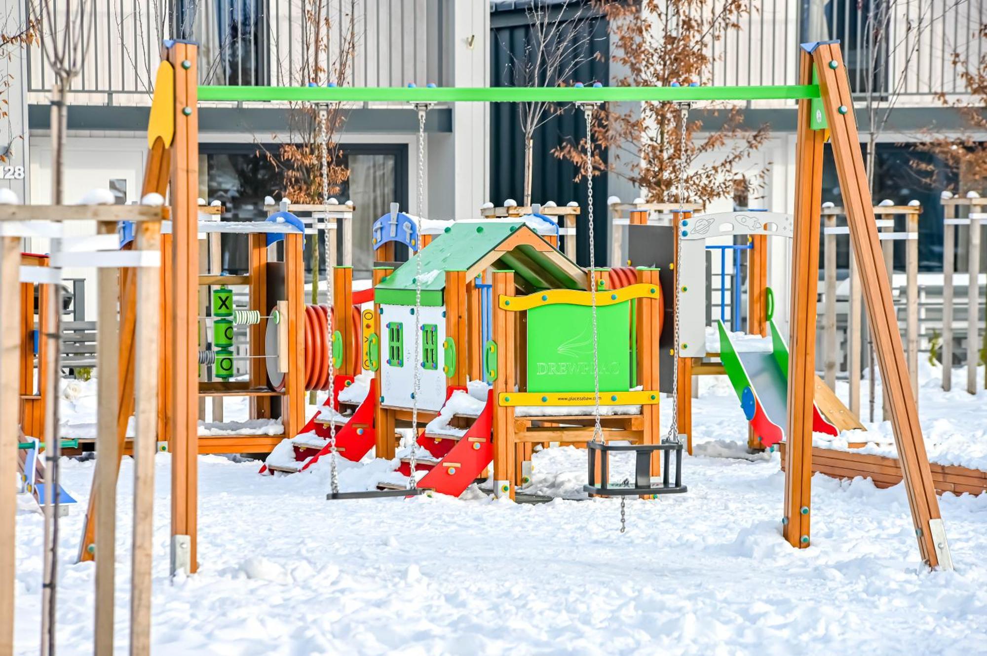 Holiday Park & Resort Cieplice Zdroj Jelenia Góra Exterior foto