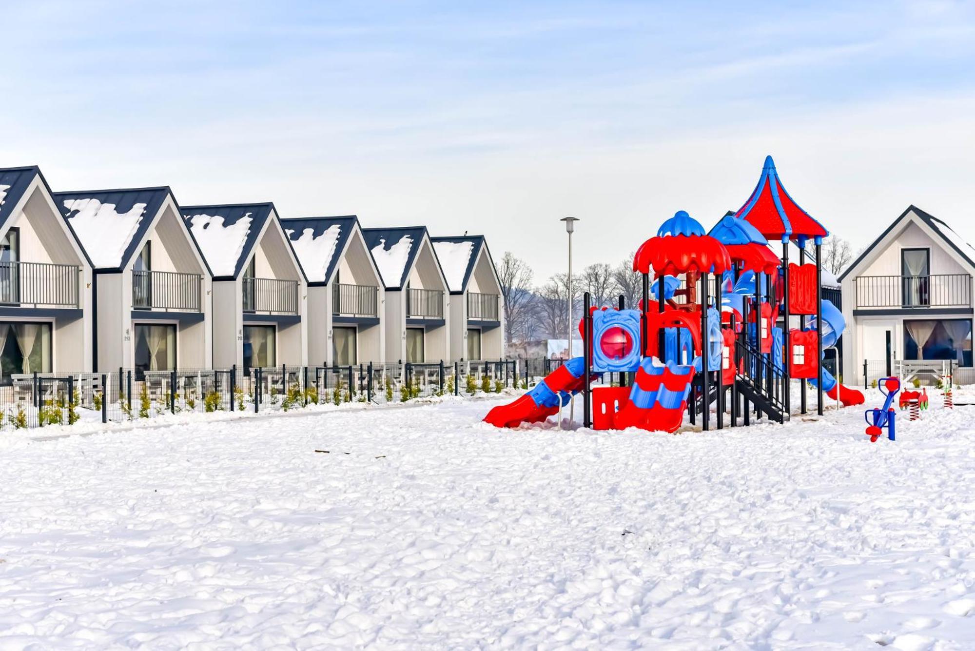 Holiday Park & Resort Cieplice Zdroj Jelenia Góra Exterior foto