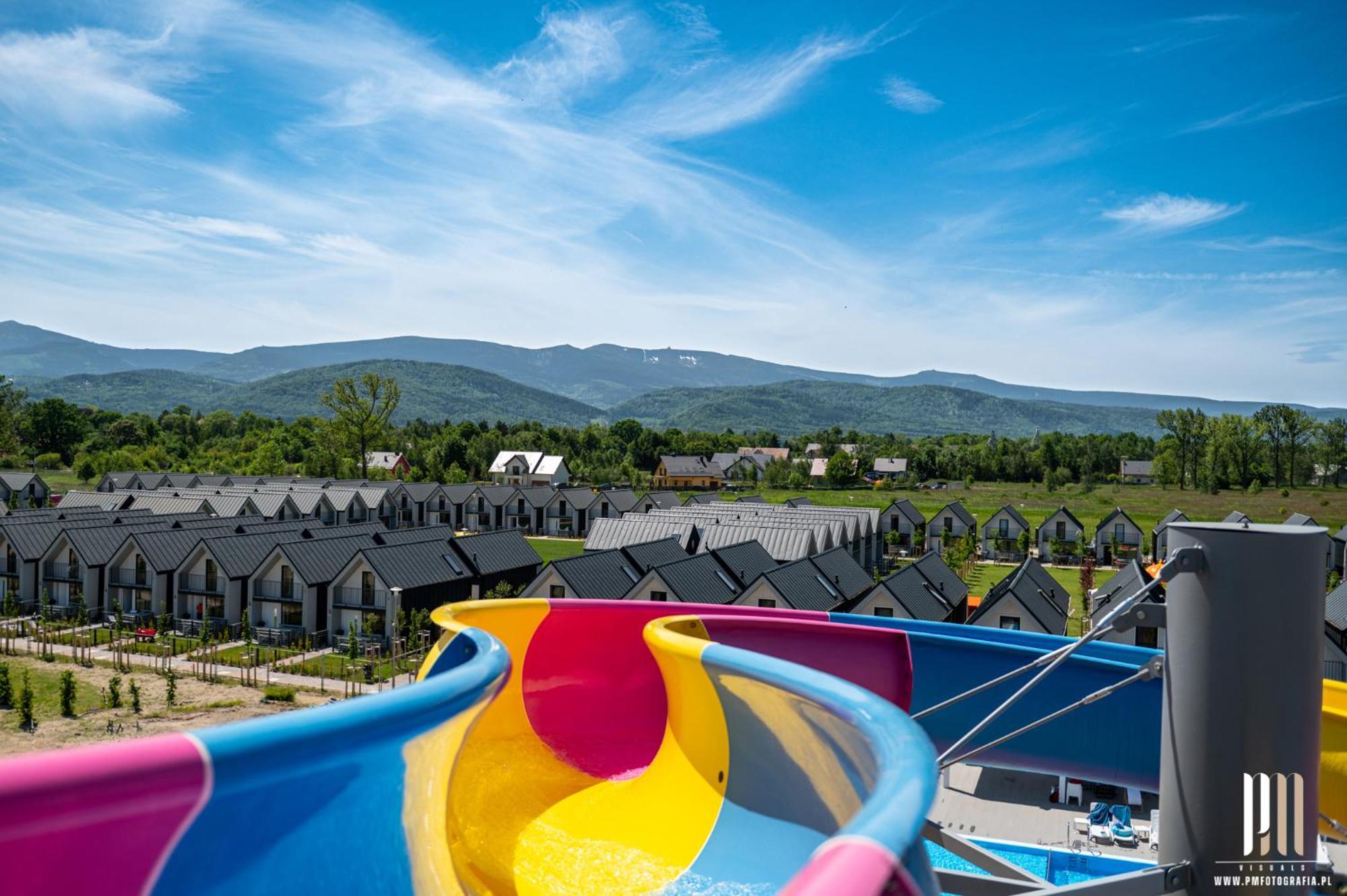 Holiday Park & Resort Cieplice Zdroj Jelenia Góra Exterior foto